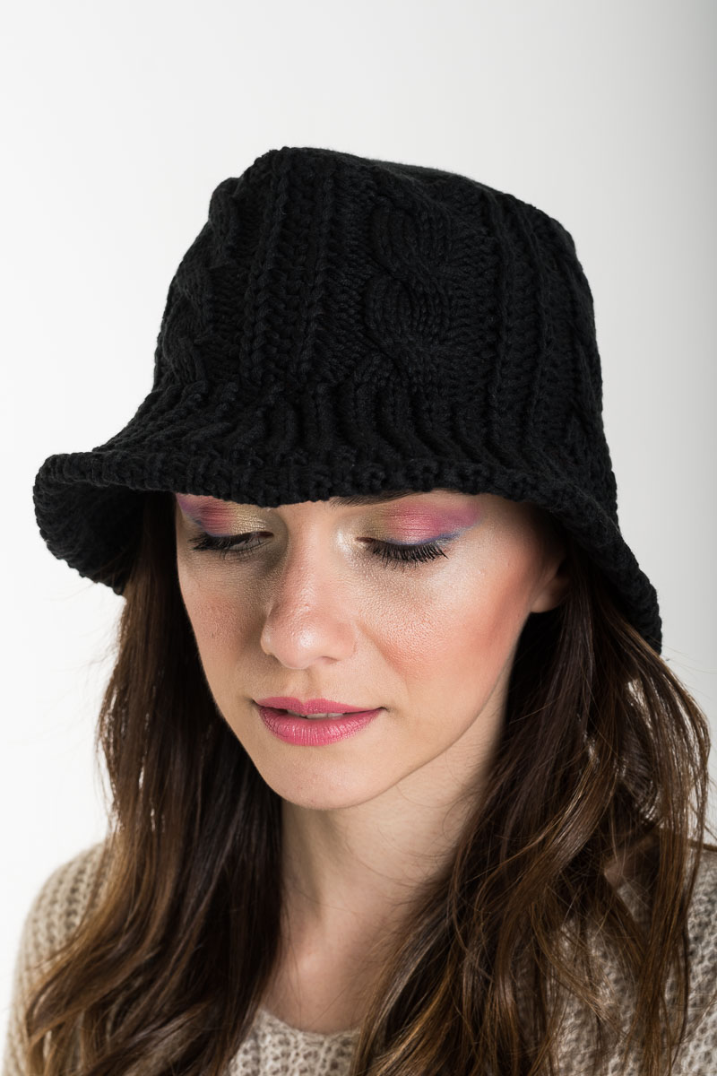 Μαύρο Πλεκτό Γυναικείο Καπέλο Bucket Με Κοτσίδες