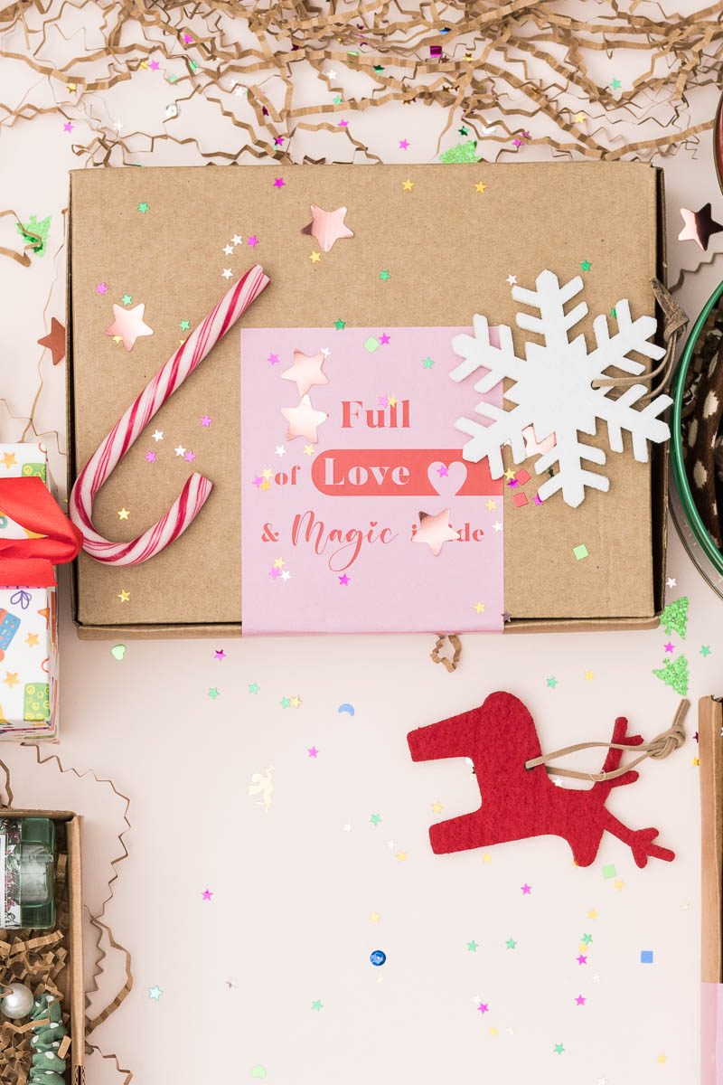 Secret Santa Mystery Gift Box Χριστουγεννιάτικο Σετ Δώρου σε Κουτί Medium