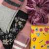 Σετ Δώρου Γυναικείες Κάλτσες & Scrunchie Ροζ